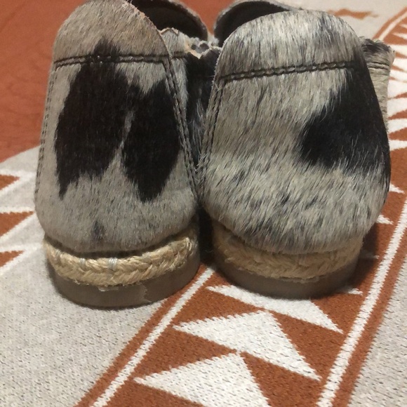 Myra Cowhide Slip-ons - Picture 3 of 7
